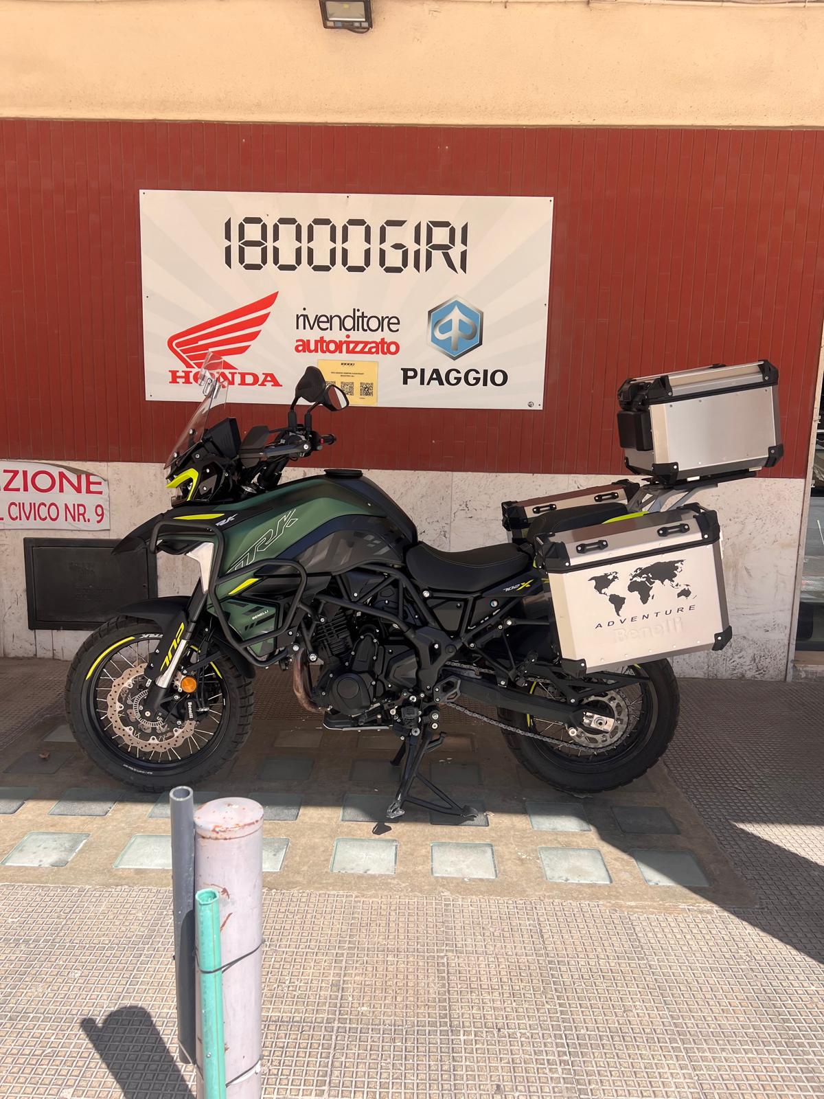 Benelli TRK 702 X