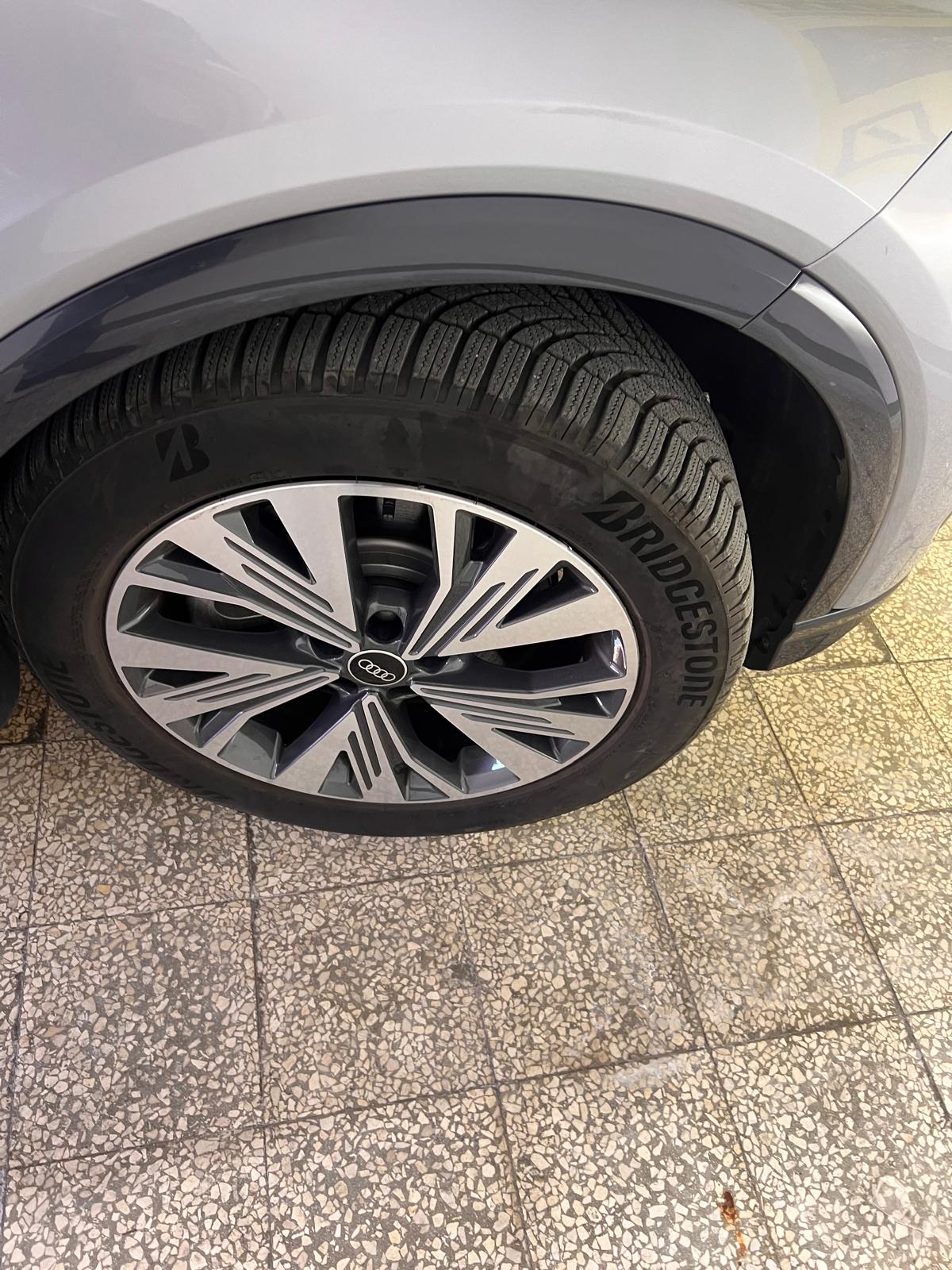 AUDI Q4 e-tron Sportback  40 Business Advanced