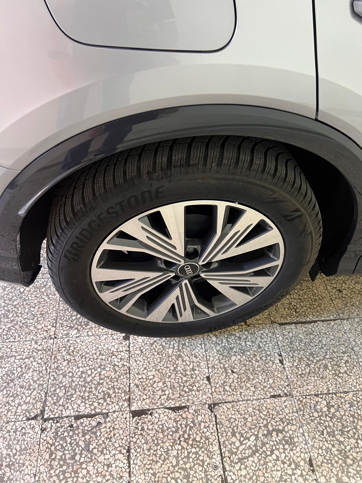 AUDI Q4 e-tron Sportback  40 Business Advanced