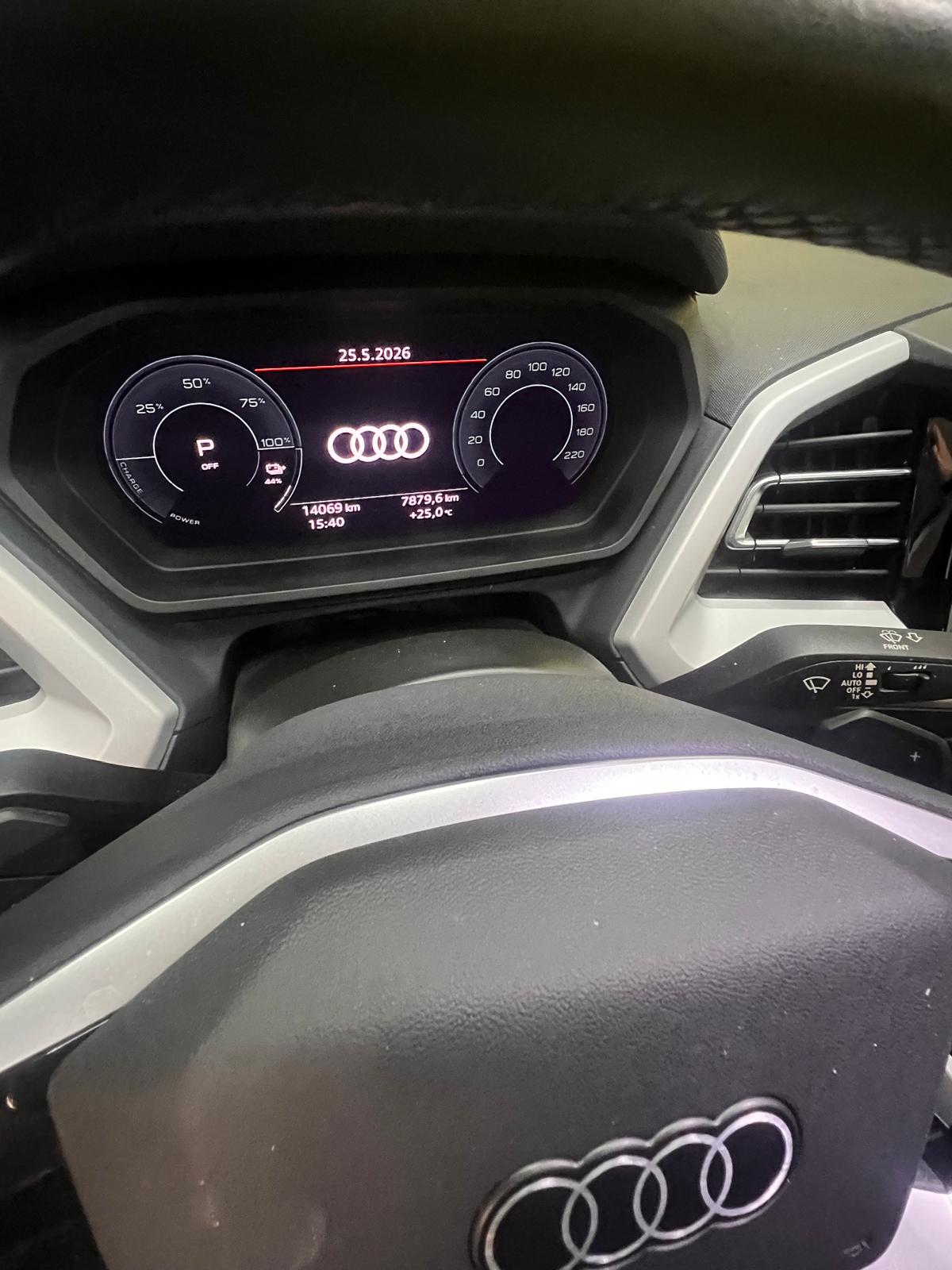 AUDI Q4 e-tron Sportback  40 Business Advanced