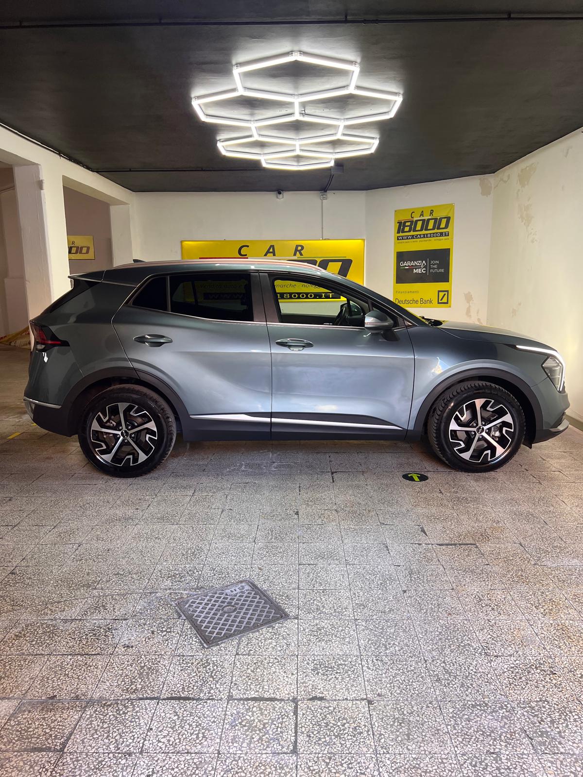 KIA SPORTAGE 1.6 TGDI HEV STYLE 2WD AUTO FP anno 2023 km 119.000