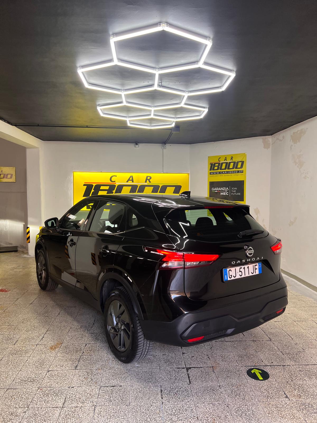  NISSAN QASHQAI 1.3 MHEV 140 Business Cross over km 103.00