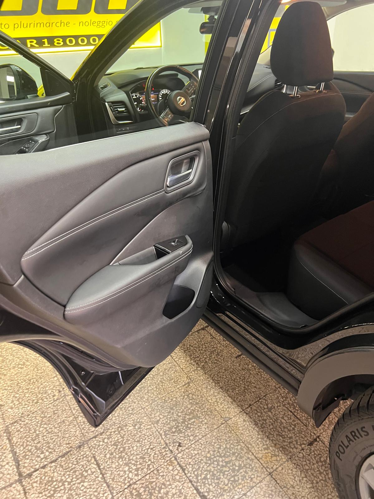  NISSAN QASHQAI 1.3 MHEV 140 Business Cross over km 103.00