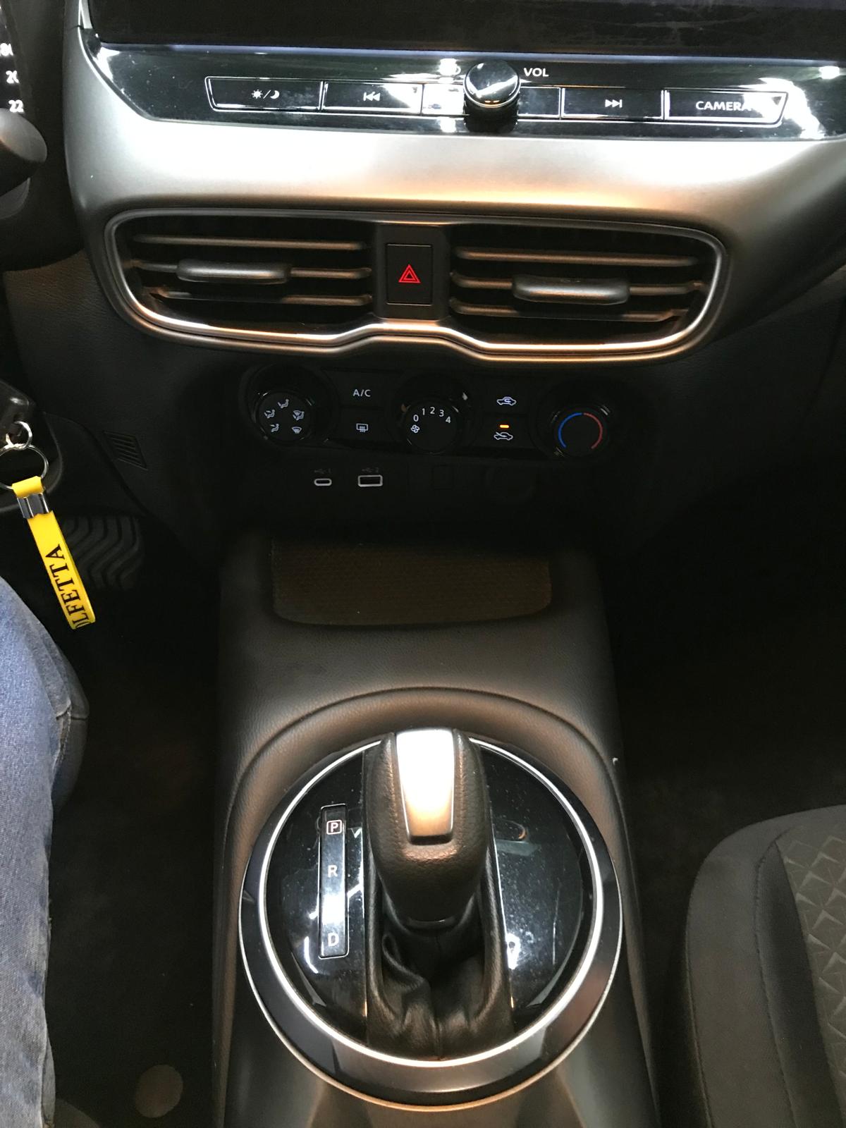  Nissan Juke Acenta 5porte White pear automatic