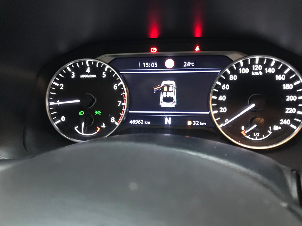  Nissan Juke Acenta 5porte White pear automatic
