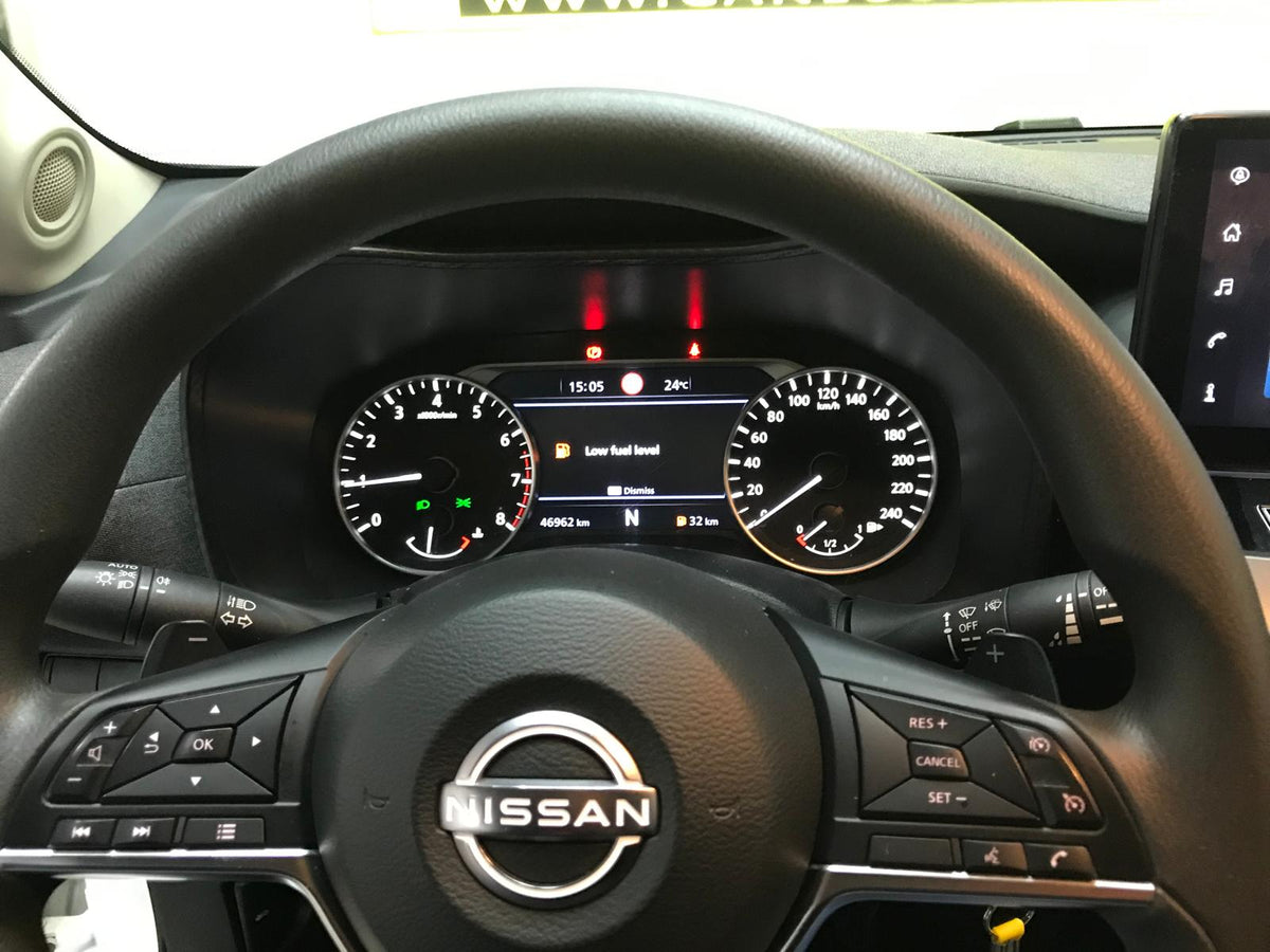  Nissan Juke Acenta 5porte White pear automatic